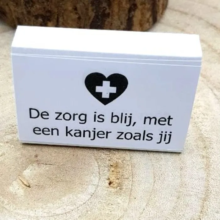 Wensdoosje voor de verpleging - met een gelukspoppetje