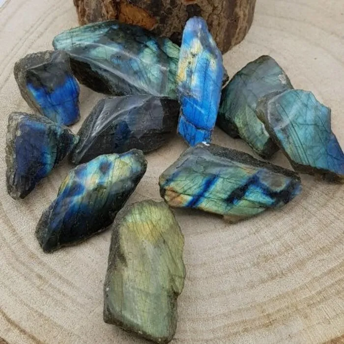 Labradoriet Half Ruw - Half Gepolijst 20 - 30 gram