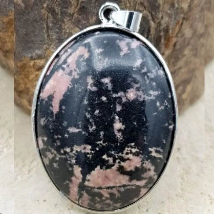 Rhodoniet Hanger Balance