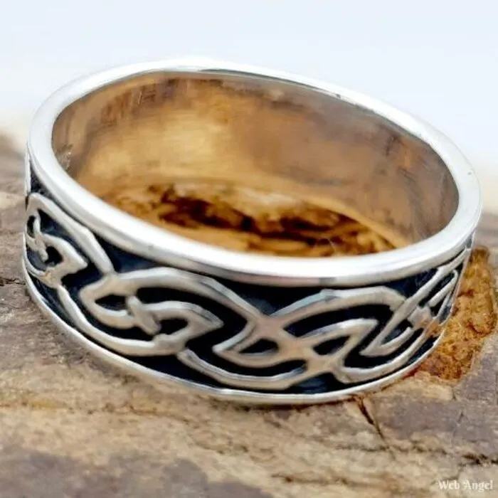 Ring Triquetra Maat 9,5 - Sterling Zilver
