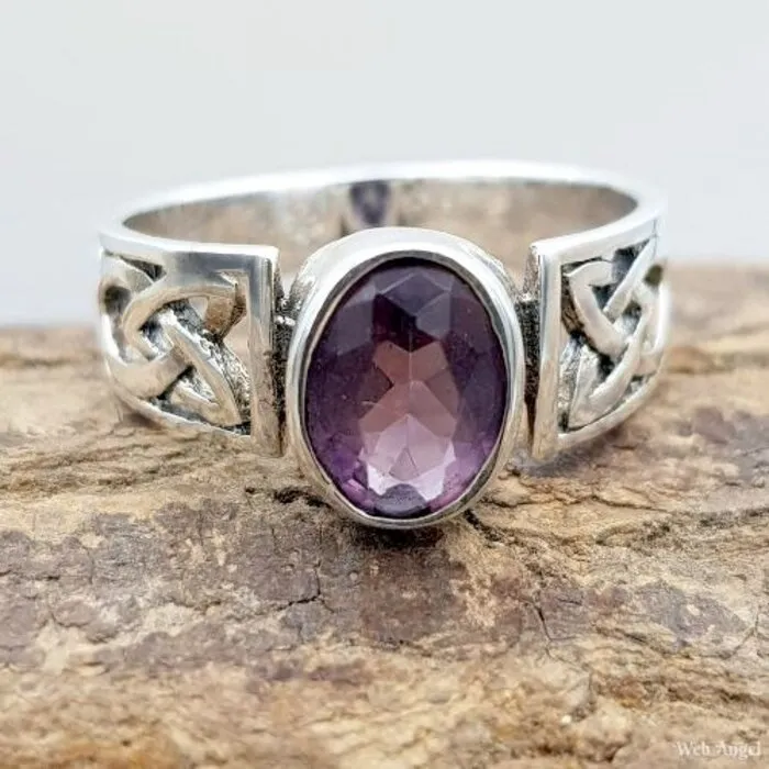 Ring Amethist Triquetra - Sterling zilver - Maat 7,5