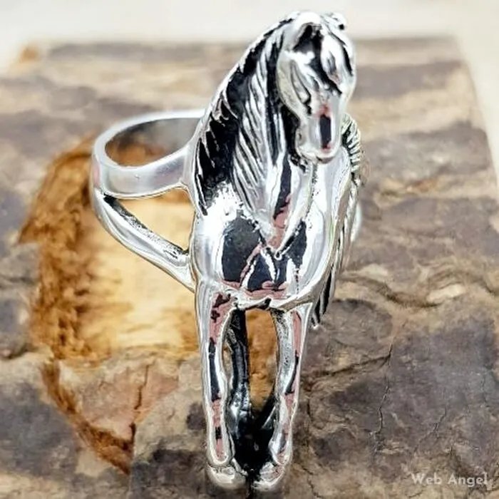 Ring met paard zilver