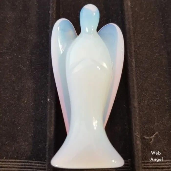 Engel Opaliet kwarts 7 cm