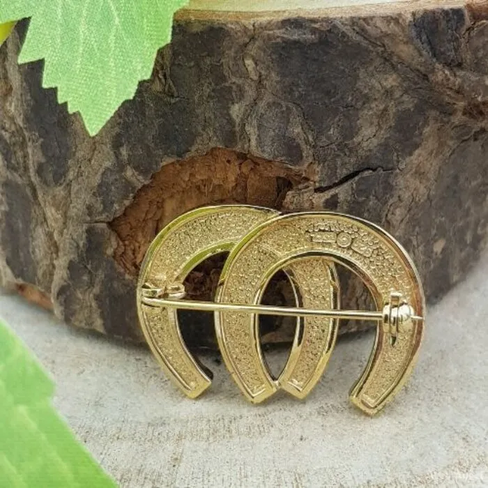 Broche 2 hoefijzers zilver met 18k goudlaag