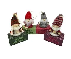 Kerstfiguur op cadeau doosje