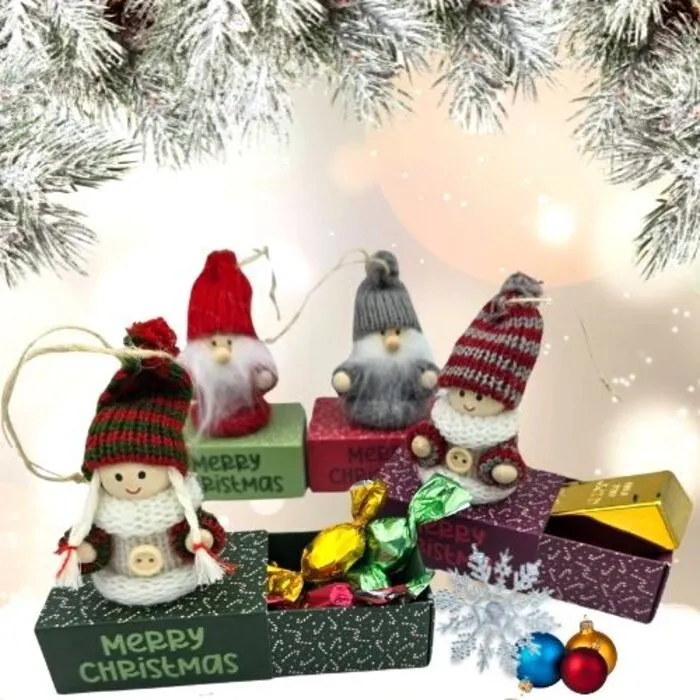 Kerstfiguur op cadeau doosje