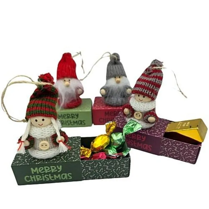 Kerstfiguur op cadeau doosje