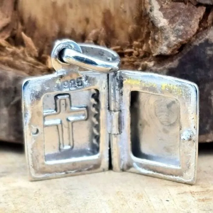 Medaillon bijbel zilver
