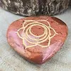 Hartvormige Jaspis met Sacraalchakra Symbool