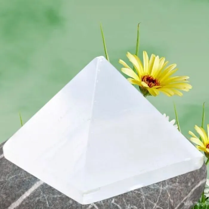 Seleniet piramide 10 cm