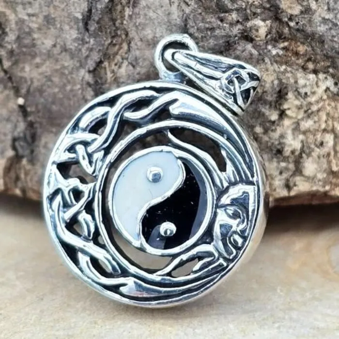 Hanger Yin Yang met Keltische Knooprand
