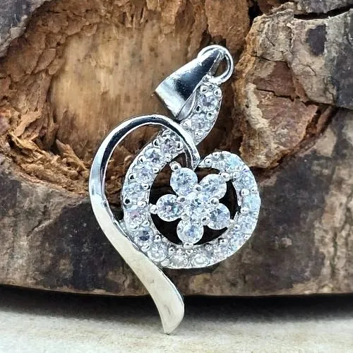 Hartje met Zirkonia – Zilver