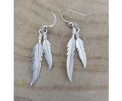 Zilveren dubbele veer oorbellen hangers