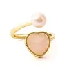 Verstelbare ring met parel en rozenkwarts hart