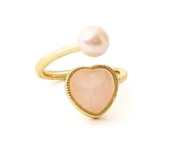 Verstelbare ring met parel en rozenkwarts hart