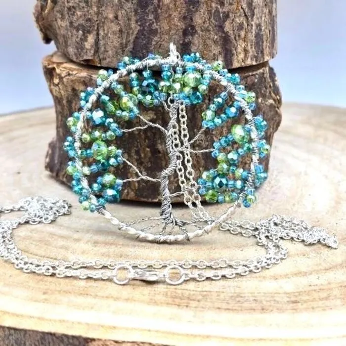 Grote levensboom hanger