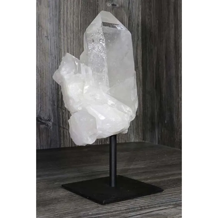 Bergkristal op standaard