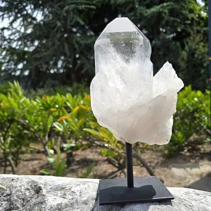 Bergkristal op standaard