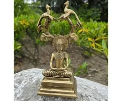 Boeddha onder boom brons