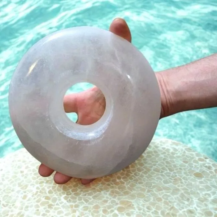 Seleniet decoratie donut XXL 18 - 19cm