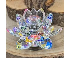 Kristallen Lotus op Draaibare Glazen Standaard – 8 cm