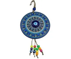 Boze oog op houten hanger