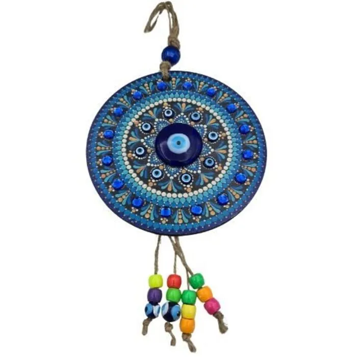 Boze oog op houten hanger