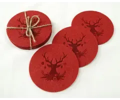 Onderzetters set van 4 van vilt met rendiermotief