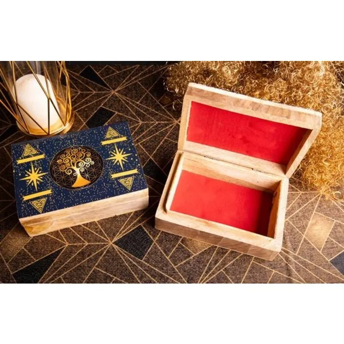 Fantasie houten kist levensboom