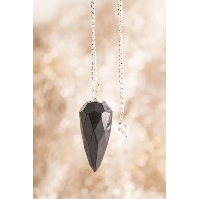 Pendel Shungiet met gefaceteerde vlakken