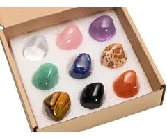 Verzameldoos met 9 trommelstenen van over de hele wereld
