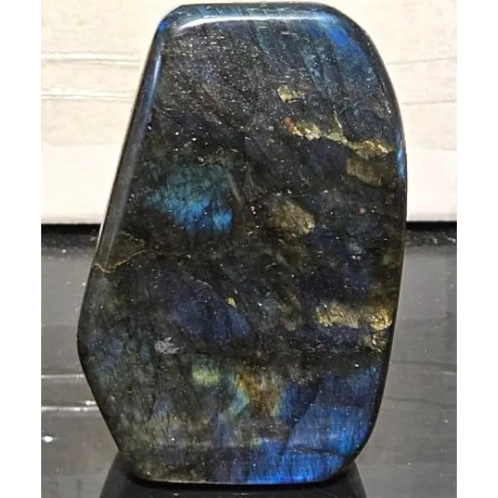 Labradorietblok – 11 x 6,5 x 4 cm | Handgeslepen & Blauwe Schittering