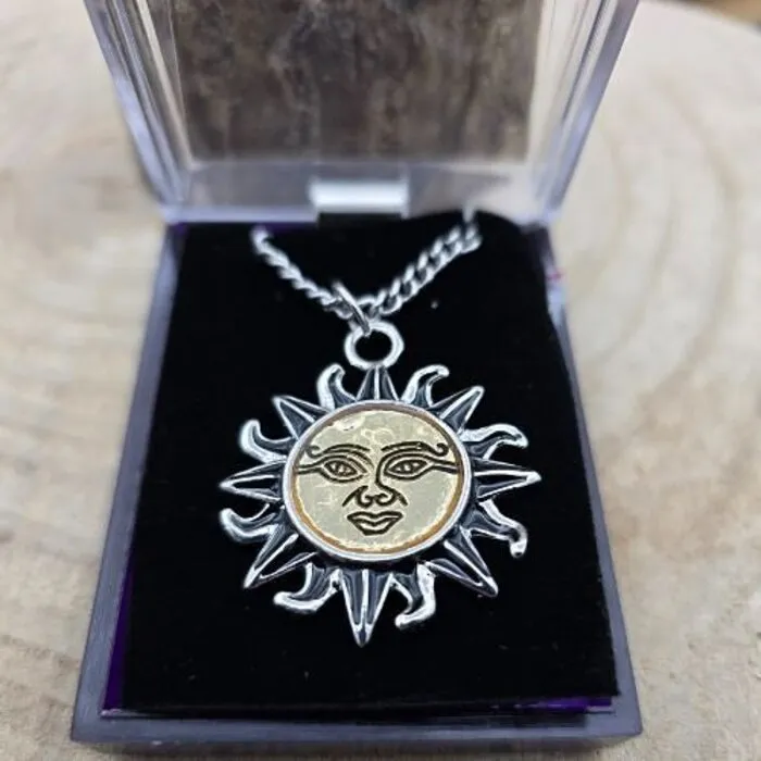 Power Symbol  “De Zon” – Zilver & Goud, Ketting 45 cm, 32 mm