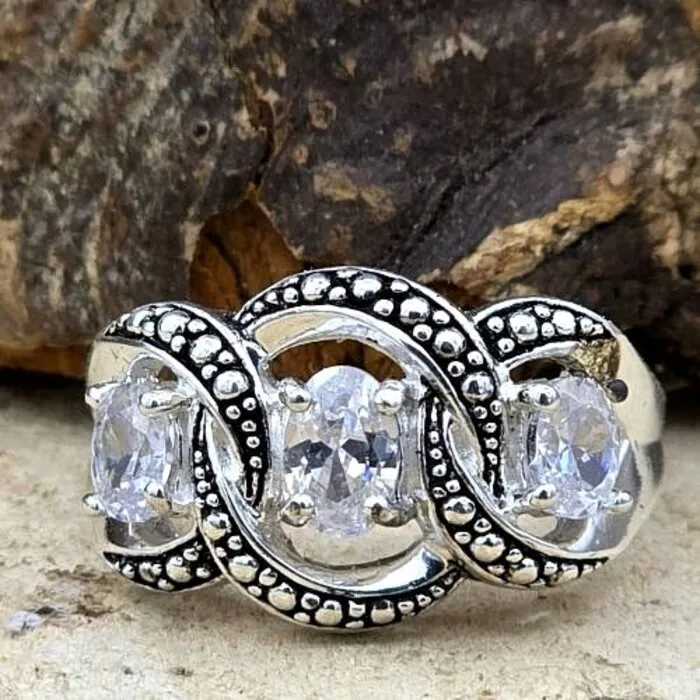 Sterling Zilver Ring met 3 Gefacetteerde CZ-stenen US 6