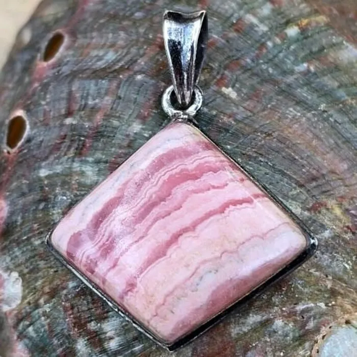 Rodochrosiet Hanger in 925 Sterling Zilver – Ruitvormige Edelsteen