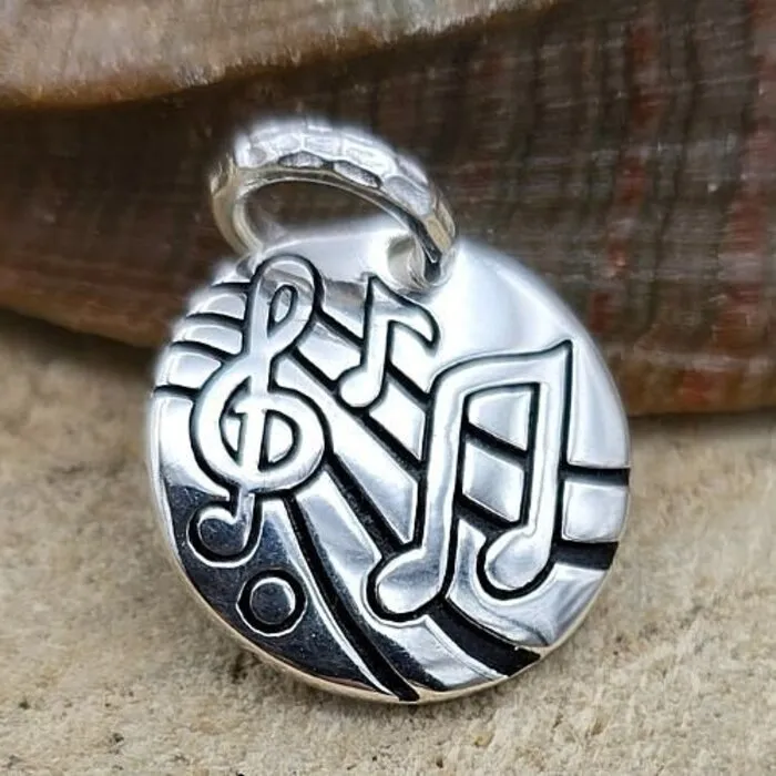 Hanger zilver rond met muzieknoten