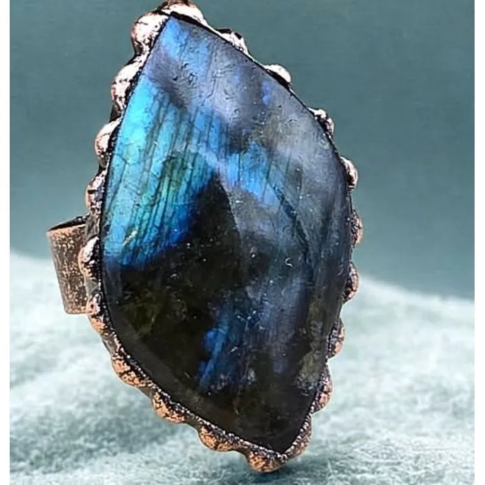 Koperen Ring met Labradoriet Verstelbaar