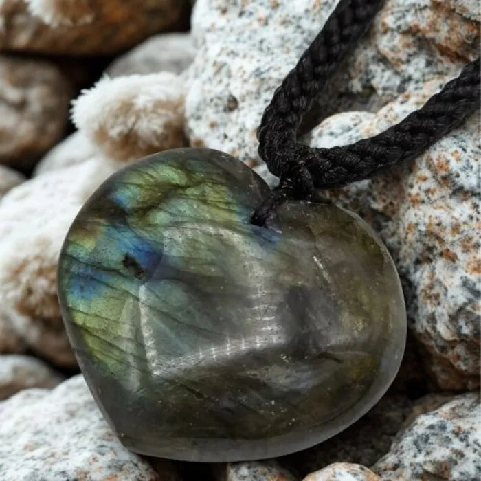 Labradoriet Hart Ketting met Gevlochten Koord