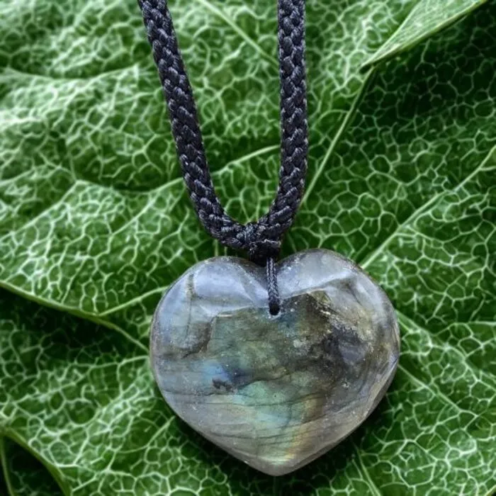 Labradoriet Hart Ketting met Gevlochten Koord