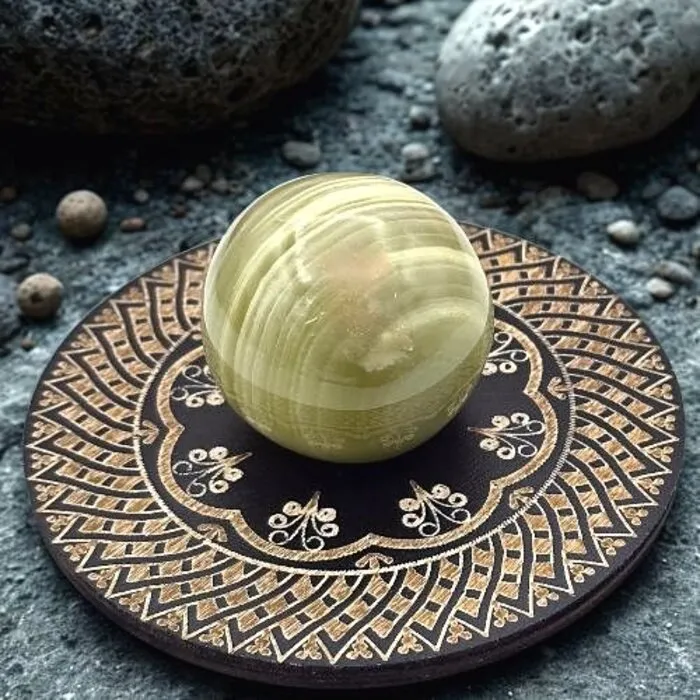 Mandala Bolhouder Buxushout 9 cm