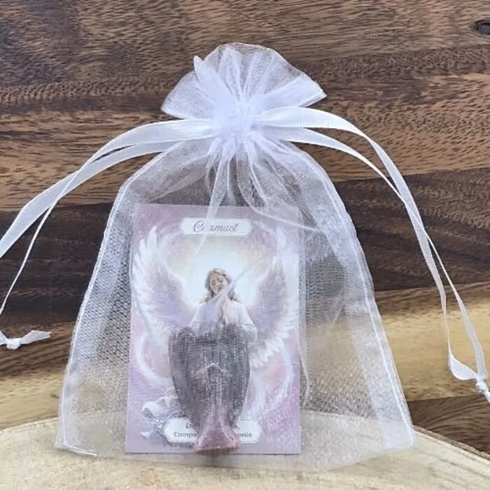 Rhodoniet Engel – Edelsteen Engel 4,5 cm – Liefde & Emotionele Heling