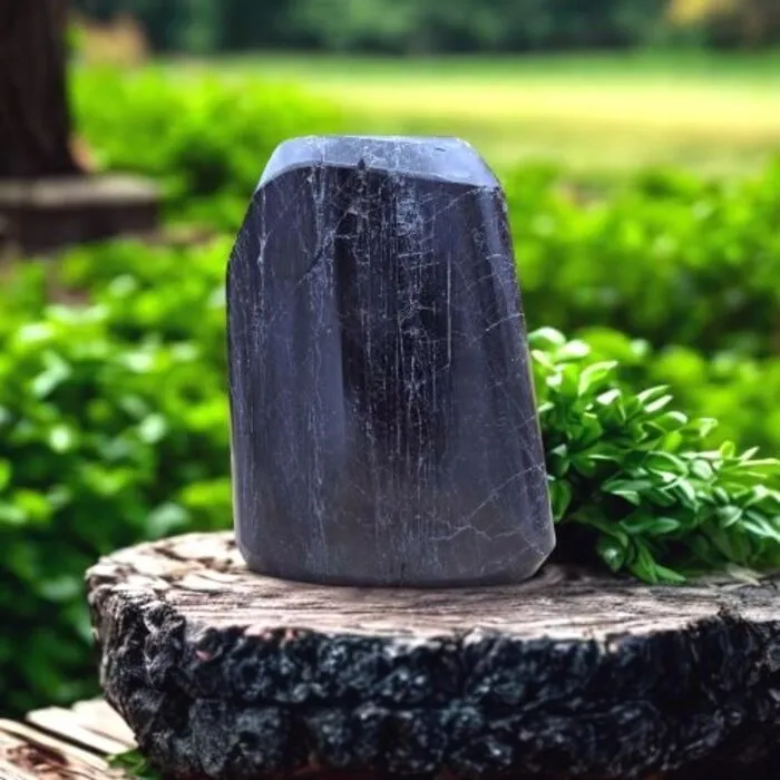 Zwarte Toermalijn Edelsteen Groot Geslepen – 11 x 8 cm / 708g