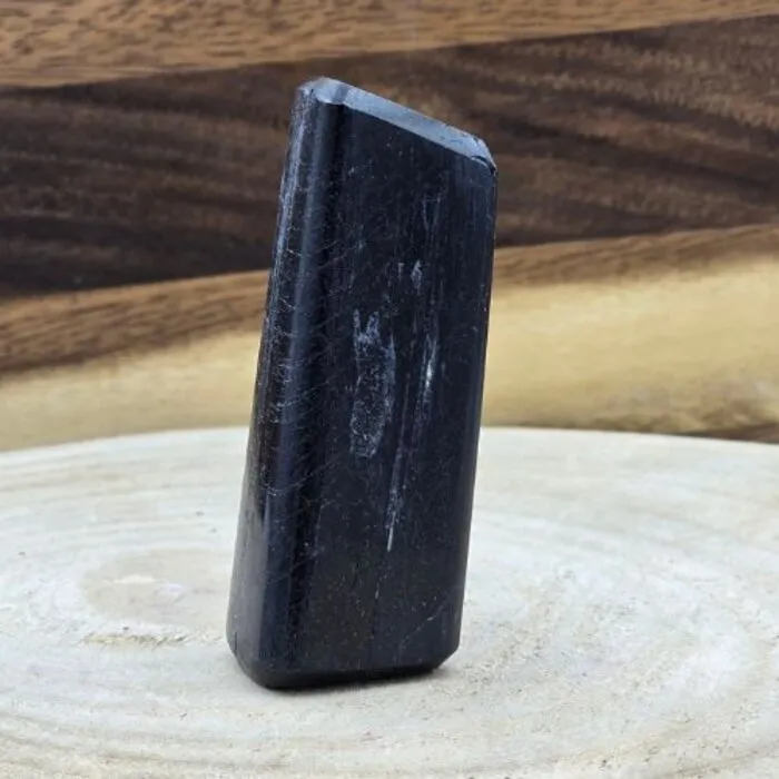 Zwarte Toermalijn Edelsteen Geslepen – 8 cm / 116g