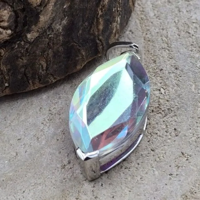 925 Sterling Zilveren Mystieke Topaas Hanger – Gefacetteerd & Iriserend