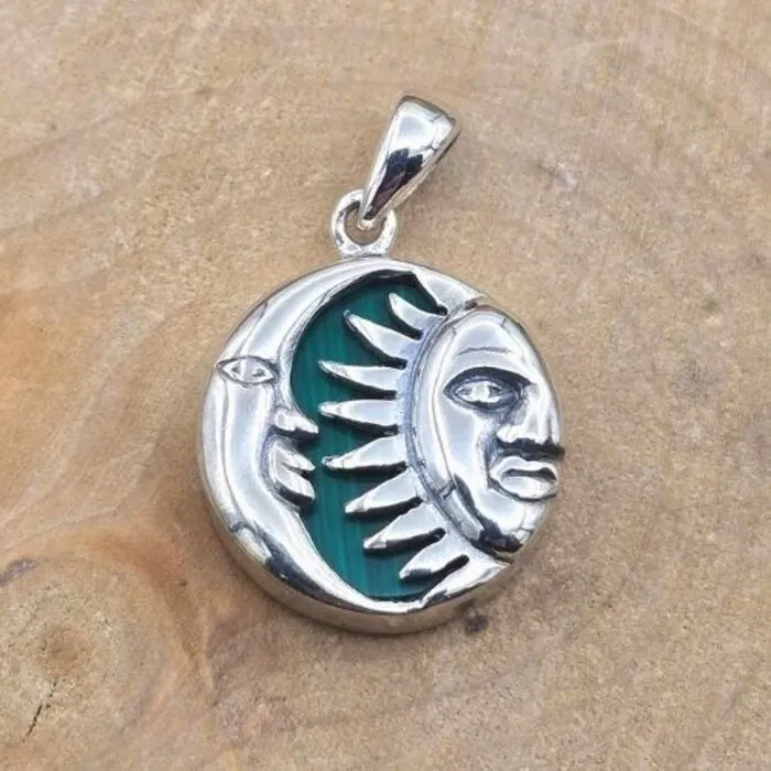 Zon en maan ingelegd met edelsteen Malachiet - 925 sterling zilver