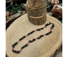 Zwarte Onyx Split Halsketting met Roze Kralen – 45 cm