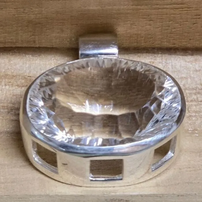 Elegante hanger zilver met gefacetteerd bergkristal