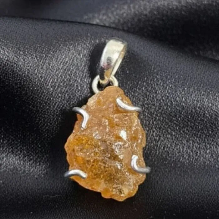 Zilveren Hanger Oranje Toermalijn – Ruwe Edelsteen in 925 Sterling Zilver