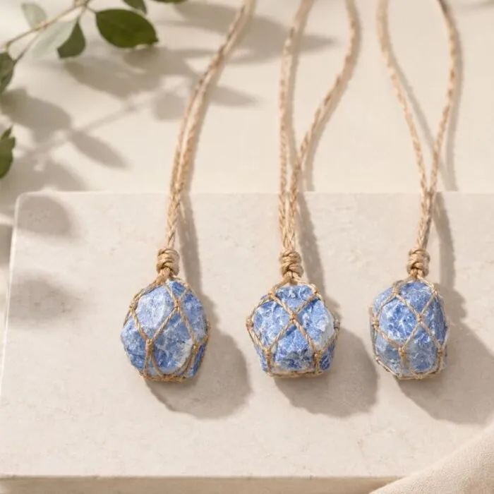 Ruwe blauwe kwarts hanger