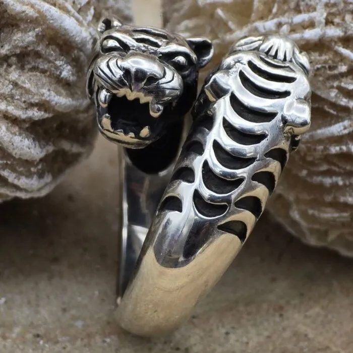 Ring zilver met een stoere tijger